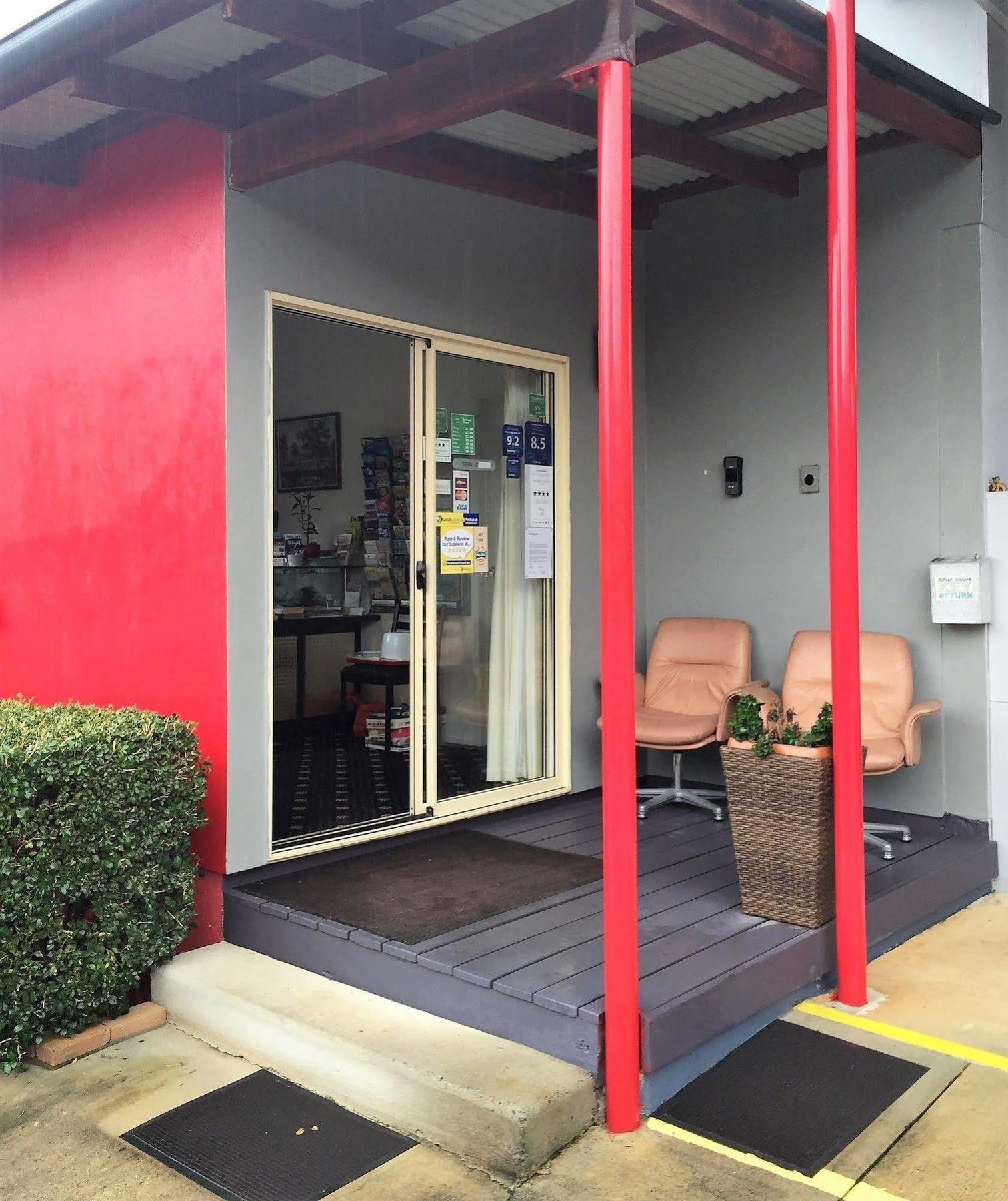 Red Bridge Motor Inn Woombye Екстер'єр фото