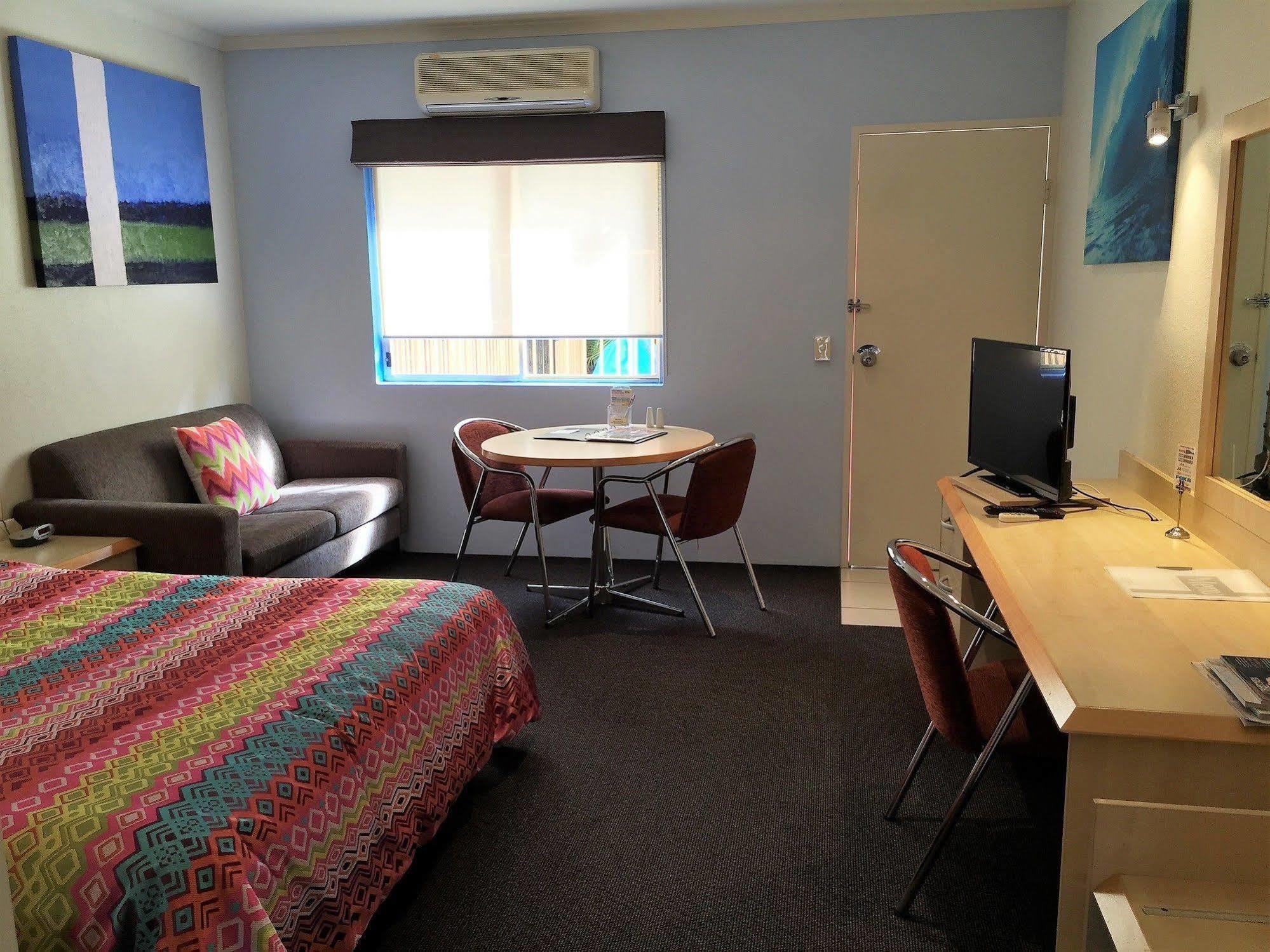 Red Bridge Motor Inn Woombye Екстер'єр фото