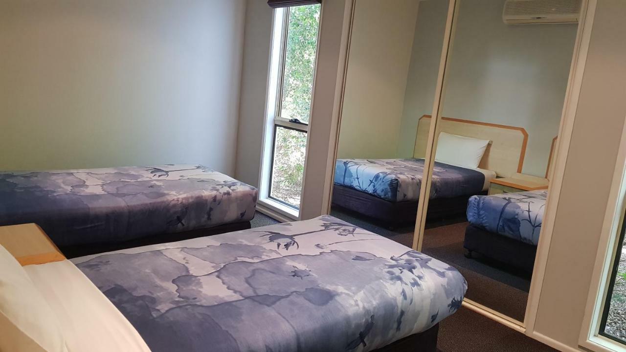 Red Bridge Motor Inn Woombye Екстер'єр фото