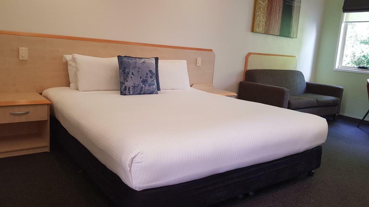 Red Bridge Motor Inn Woombye Екстер'єр фото