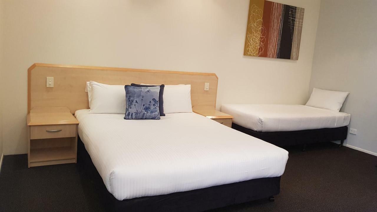 Red Bridge Motor Inn Woombye Екстер'єр фото