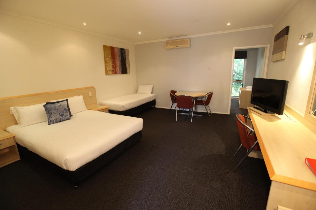 Red Bridge Motor Inn Woombye Екстер'єр фото